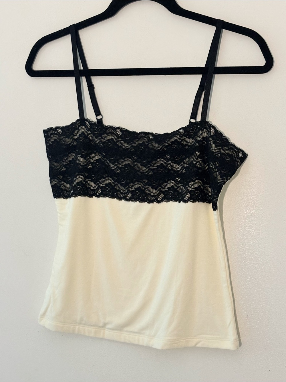 White House Black Market cream black lace y2k tank top camisole soft stretch S